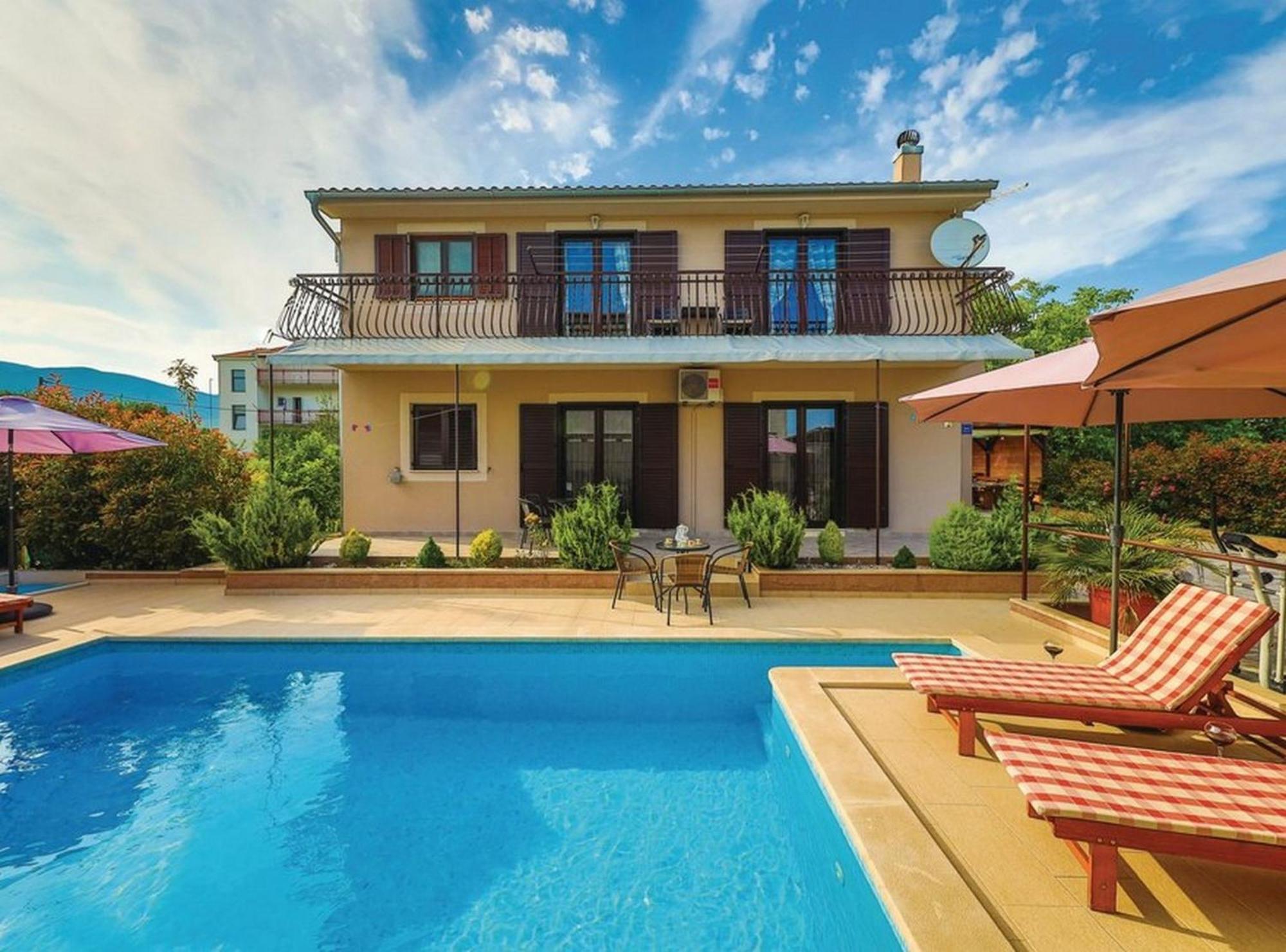 Mediterranean Stylish Villa With Pool In Kastel Stari Kaštela Exteriör bild