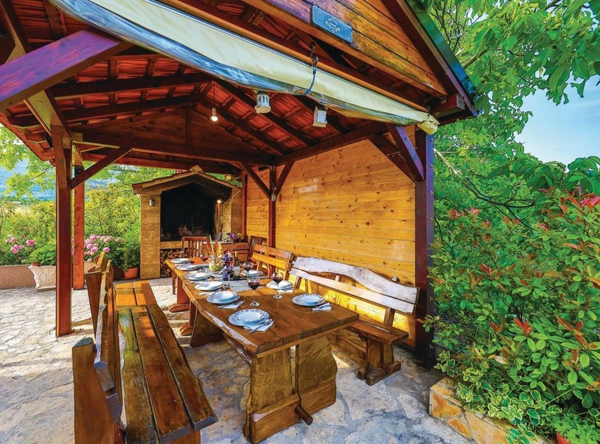 Mediterranean Stylish Villa With Pool In Kastel Stari Kaštela Exteriör bild