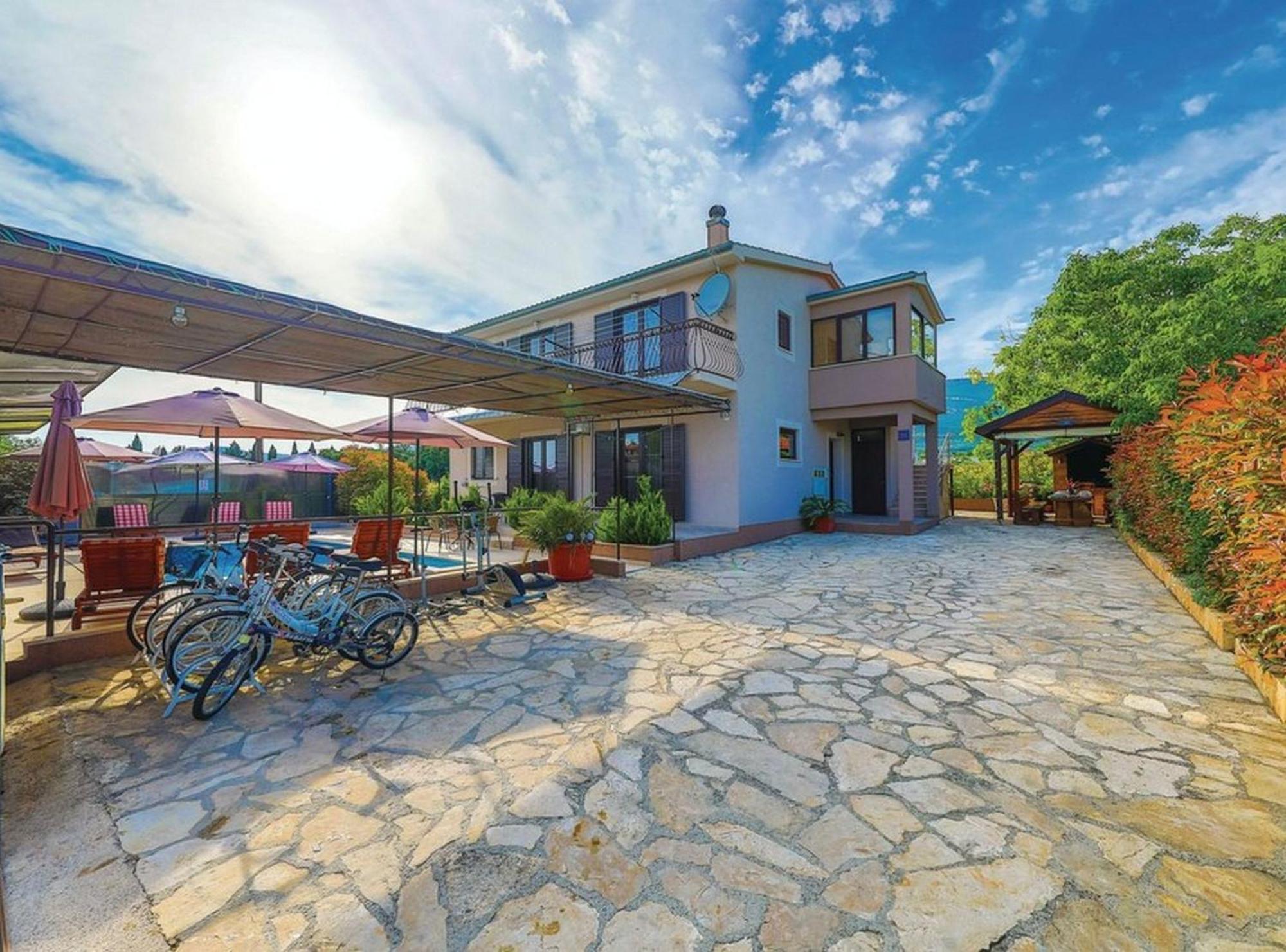Mediterranean Stylish Villa With Pool In Kastel Stari Kaštela Exteriör bild